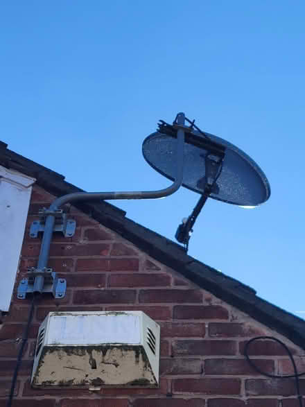 Photo of free TV Aerial (Wirral CH42) #1