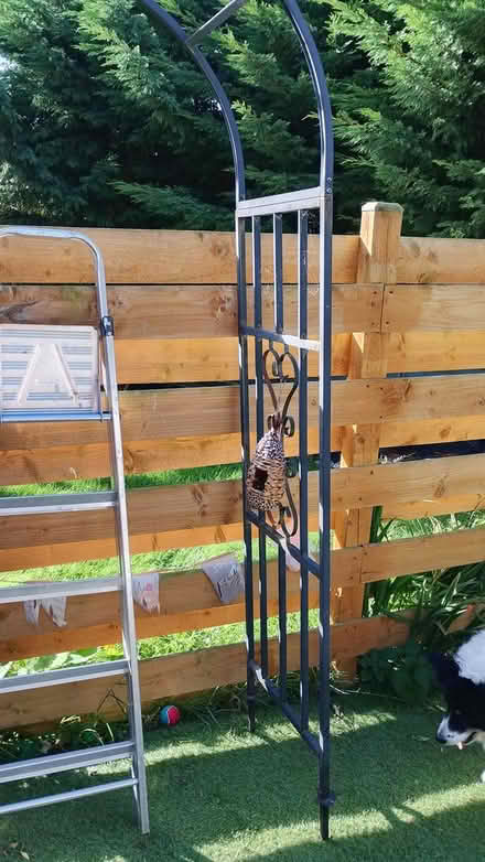 Photo of free Metal garden archway (Chesser EH14) #2