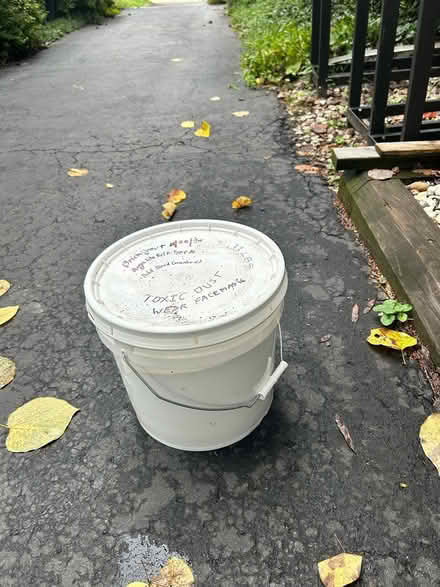 Photo of free 33 pounds of grout (E Falls Church) #2