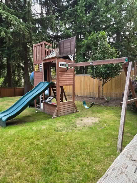 Photo of free Triple decker kids' playset (Education Hill in Redmond) #1