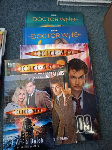 Photo of free Doctor Who Books (Fleetville AL1) #1