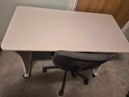 Photo of free Desk and chair (CV9 atherstone) #1