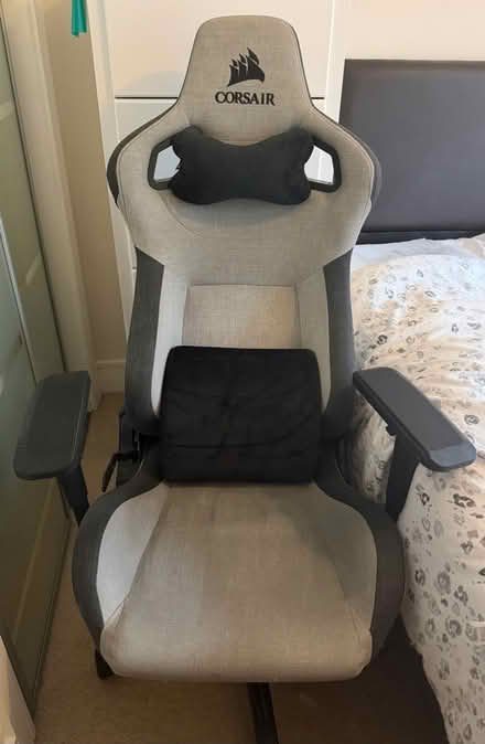 Photo of free Corsair T3 chair (Wandsworth SW18) #1