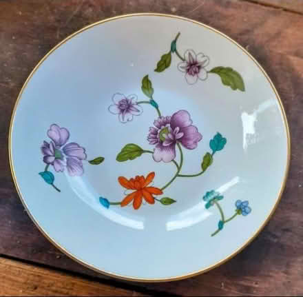 Photo of free Pretty china dish (Earley RG6) #1