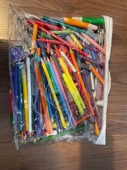 Photo of free Colouring pens, crayons & pencil crayons (Leytonstone E11) #1