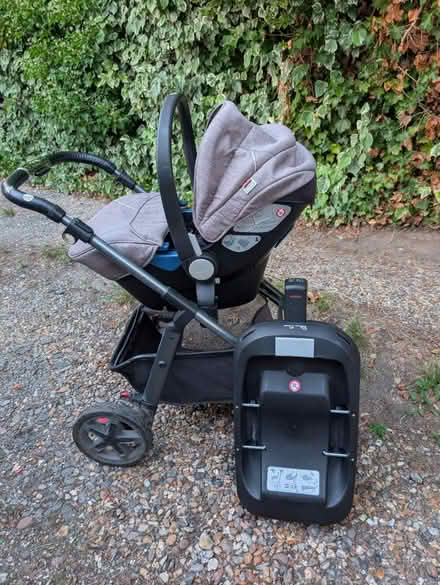 Photo of free Silver Cross pram set (Ware SG12) #1