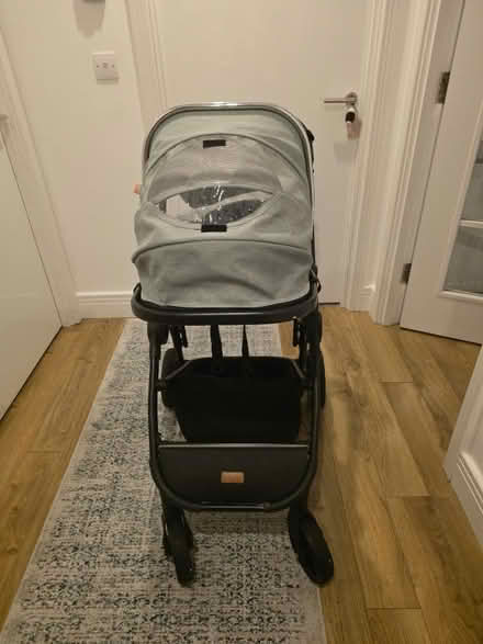 Photo of free Stroller (SW15 5FB) #3