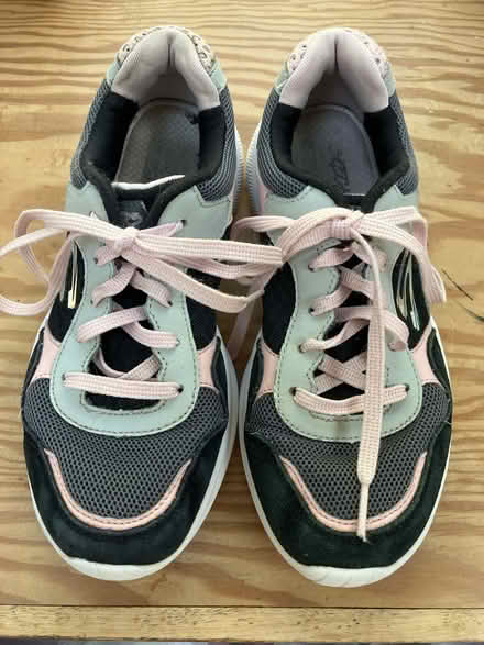 Photo of free Skechers Trainers - SizeUK 4 (Frome (Central) BA11) #1
