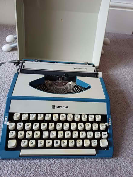 Photo of free Vintage Imperial Typewriter (Eccleshill BD2) #1