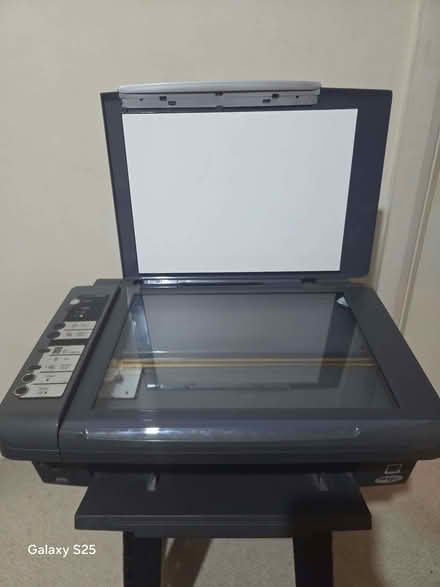 Photo of free Printer (Frog Island LE4) #4