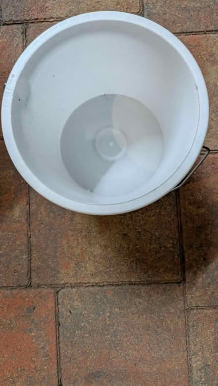 Photo of free 8 Paint Kettles (Old Basing) #3