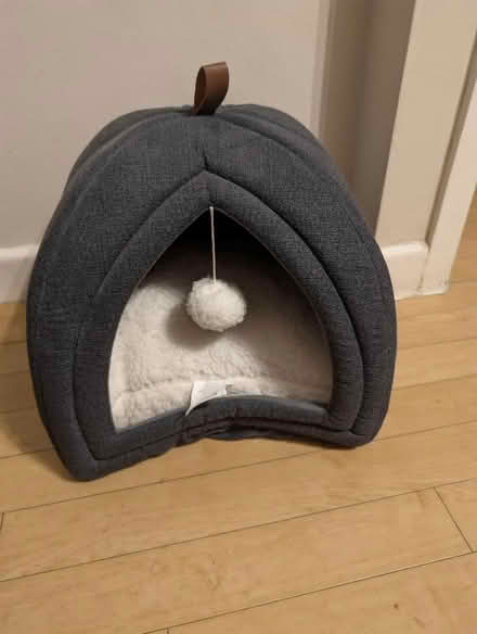 Photo of free Cat cave (Binley Woods CP CV3) #1