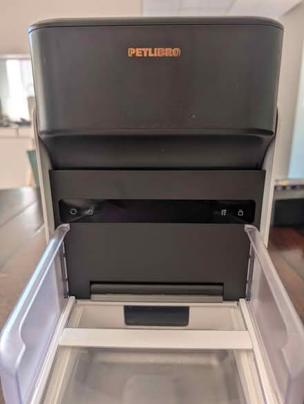 Photo of free Automatic pet feeder w/ microchip (Morgan Hill) #2