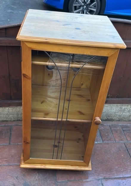 Photo of free record player display cabinet (Halewood L26) #2