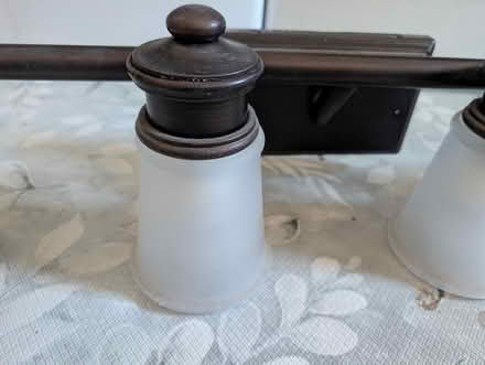 Photo of free Light fixture with LED bulbs (Cupertino/West San Jose) #2
