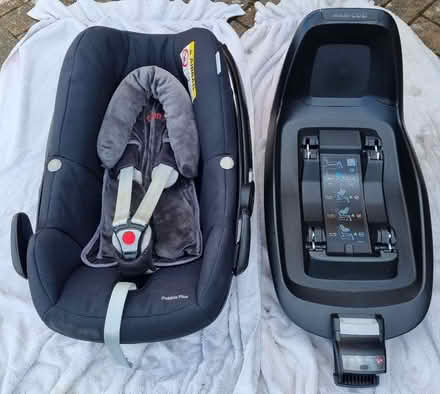 Photo of free Pebble Plus c/w base (Sunnyside RH19) #1
