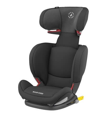 Photo of free Maxi-Cosi Rodifix Booster Seat x2 (NR7 8UN) #1