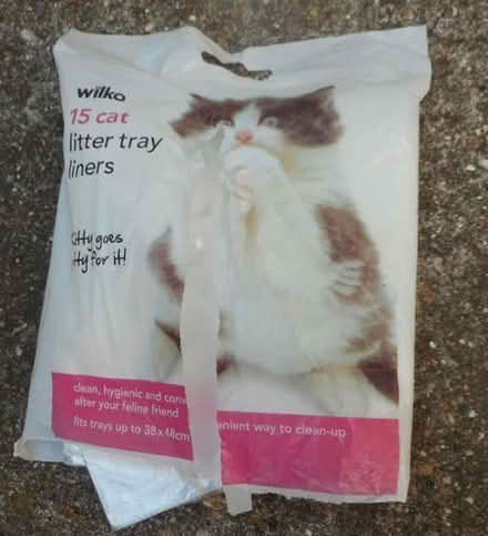 Photo of free Cat litter tray liners (East Croydon CR0) #1