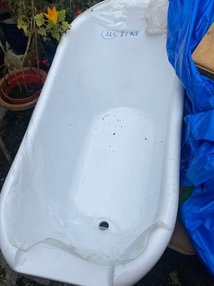 Photo of free Bath NEW! (Winster DE4) #3