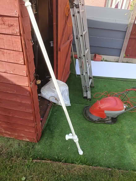Photo of free Wooden Curtain Rail (Rose Hill BB11) #1