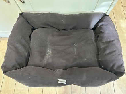 Photo of free Pet bed (Heaton Moor SK4) #1