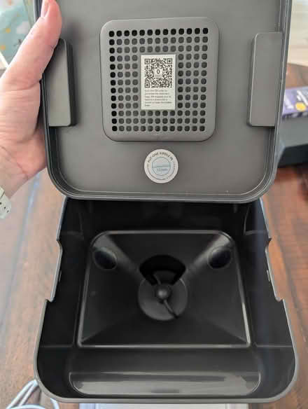 Photo of free Automatic pet feeder w/ microchip (Morgan Hill) #4