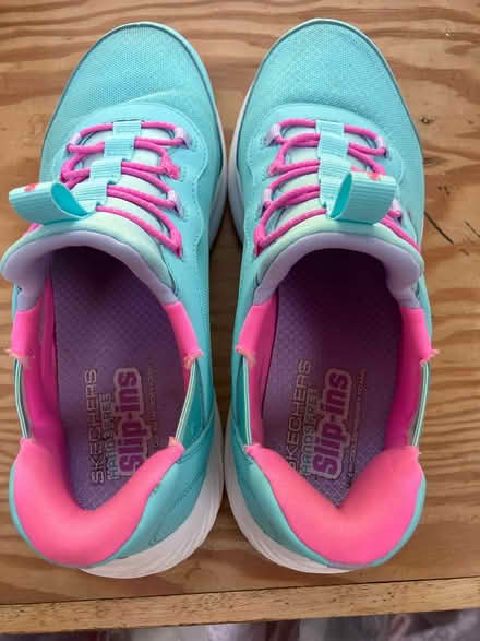 Photo of free Skechers Trainers (Slip-Ins) (Frome (Central) BA11) #3
