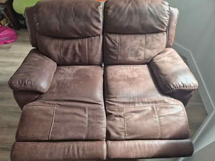 Photo of free 2 seater sofa electric recliner (South Croydon/Sanderstead) #4