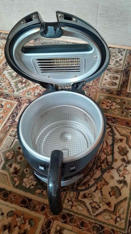 Photo of free Moulinex deep fat fryer (Loughton IG10) #2