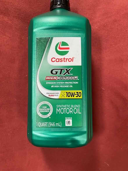 Photo of free 2 quarts of Castrol SAE 10W-30 oil (Eureka) #1