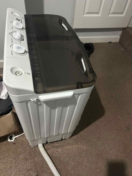 Photo of free 2 in 1 sofa , Beko fridge & Freezer , portable washing machi (Caldmore WS1) #4