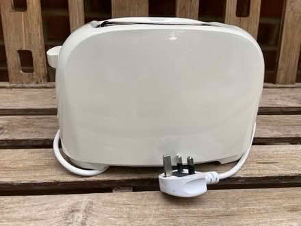 Photo of free Toaster (Farnborough Park GU14) #1
