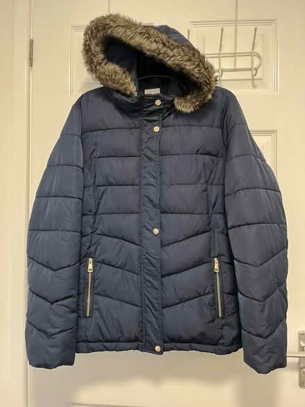 Photo of free George ladies navy puffer jacket size 18 (Horton TA19) #1