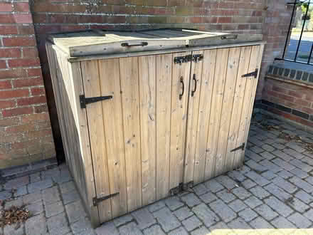 Photo of free Wooden Double Bin Storage Unit (South Cambridgeshire CB24) #4