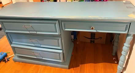 Photo of free desk (Larchmont, Norfolk) #1