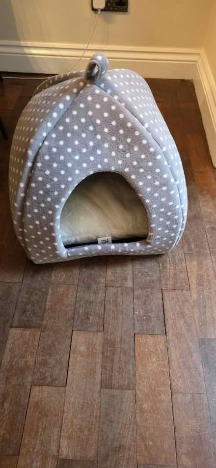 Photo of free Cat bed (Thorpe Park Road PE3) #1