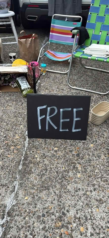 Photo of free stuff (Willamette (West Linn)) #1