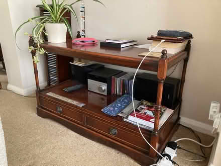 Photo of free TV - Hifi stand (BN20 8AJ) #1