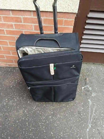 Photo of free luggage (Carrick Knowe EH12) #1