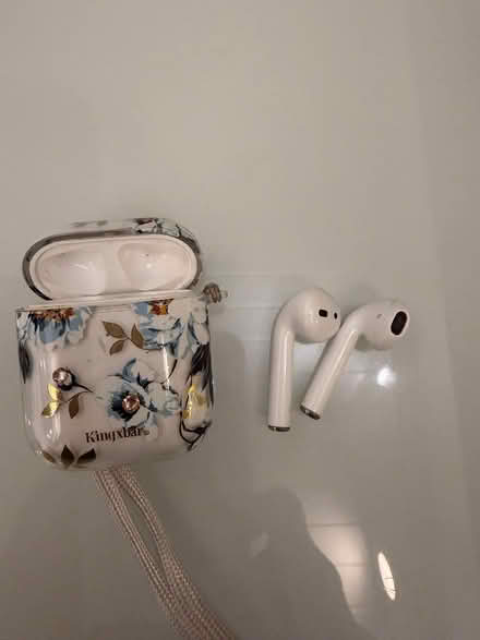 Photo of free Generic ear buds (Sunnyvale (Wolfe)) #1