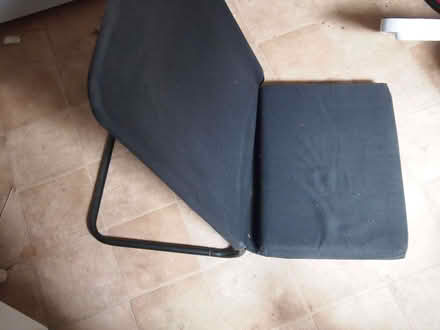 Photo of free Sitting-on-the-floor chair (South End MK42) #2