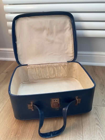 Photo of free Vintage Vanity Case (Churchgate EN8) #2