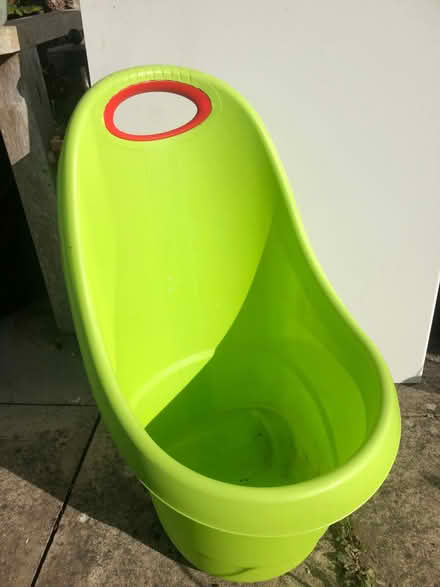 Photo of free Kiddies’ pullalong golf cart, toddler’s chair (Littlebourne CT3) #1