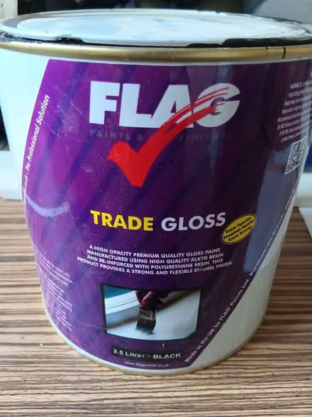 Photo of free Black gloss paint (Jennyfield HG3) #2