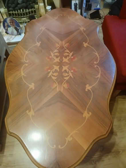 Photo of free Table (Tooting Broadway London) #2
