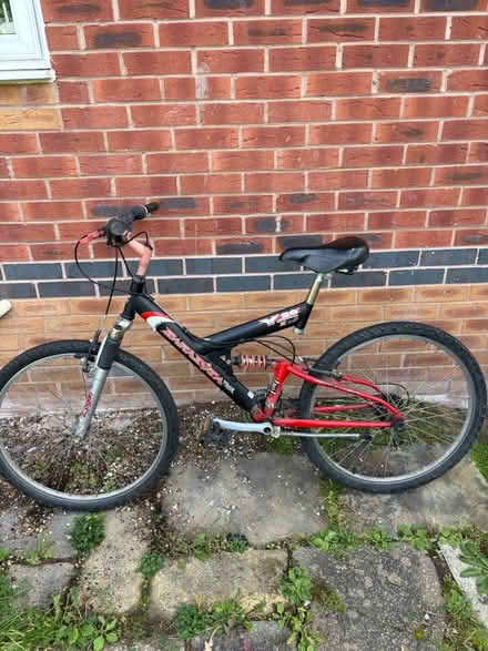Photo of free Adult trail bike with gears (Conwy town) #1