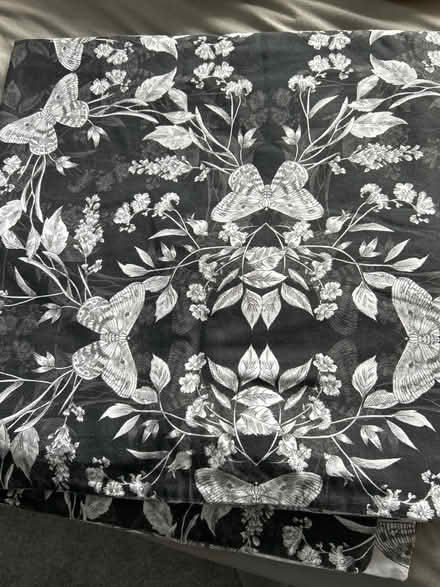 Photo of free Double duvet cover (Hailsham BN27) #1