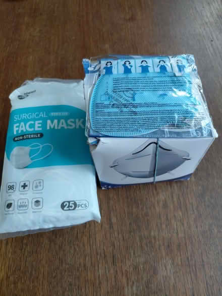Photo of free Face masks (Twyford RG10) #1