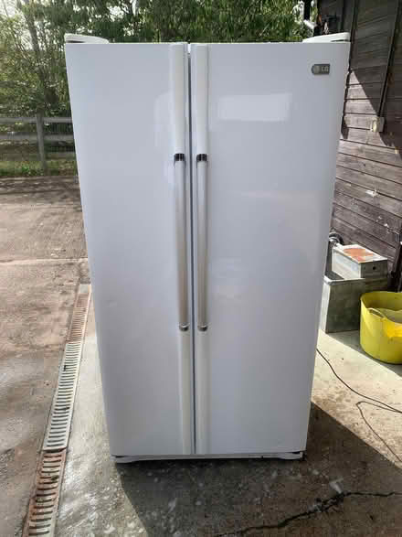 Photo of free Fridge freezer (Maesbrook SY10) #3