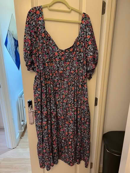 Photo of free Women’s plus size clothes (Greenwich SE10) #1